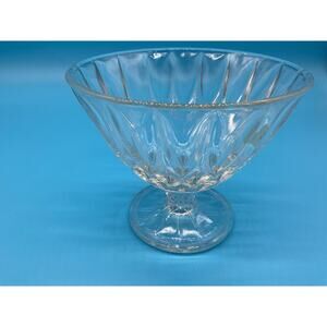 Vintage Crystal Clear Glass Pedestal Bowl, 6" Wide 5" Tall, Diamond Pattern
